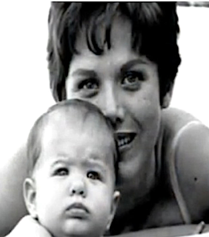 Jennifer Aniston Nancy Dow