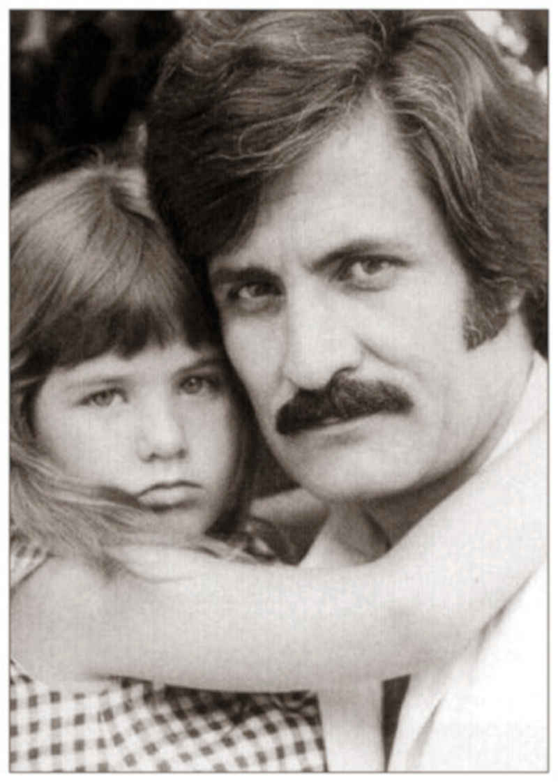 Jennifer Aniston Padre John