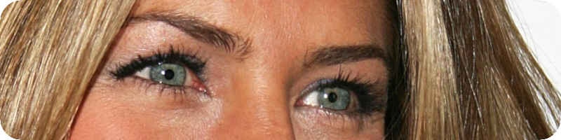 Jennifer Aniston eyes